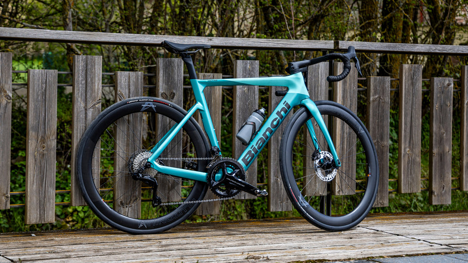 Bianchi E-Oltre - Ultegra Di2 2x12 - Mahle X30